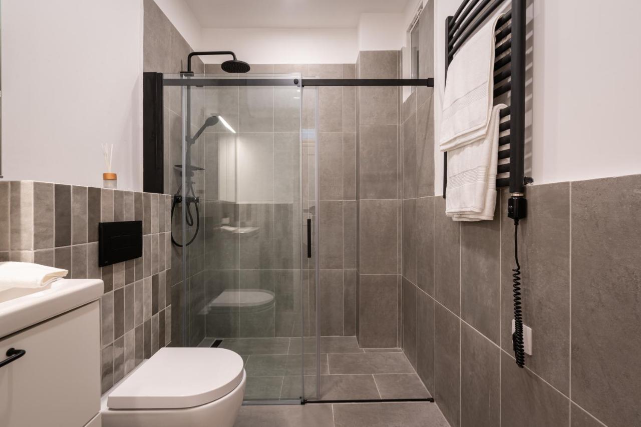 בודפשט K10 - Kazinczy Street Heritage Suite - Best Location By Bqa מראה חיצוני תמונה