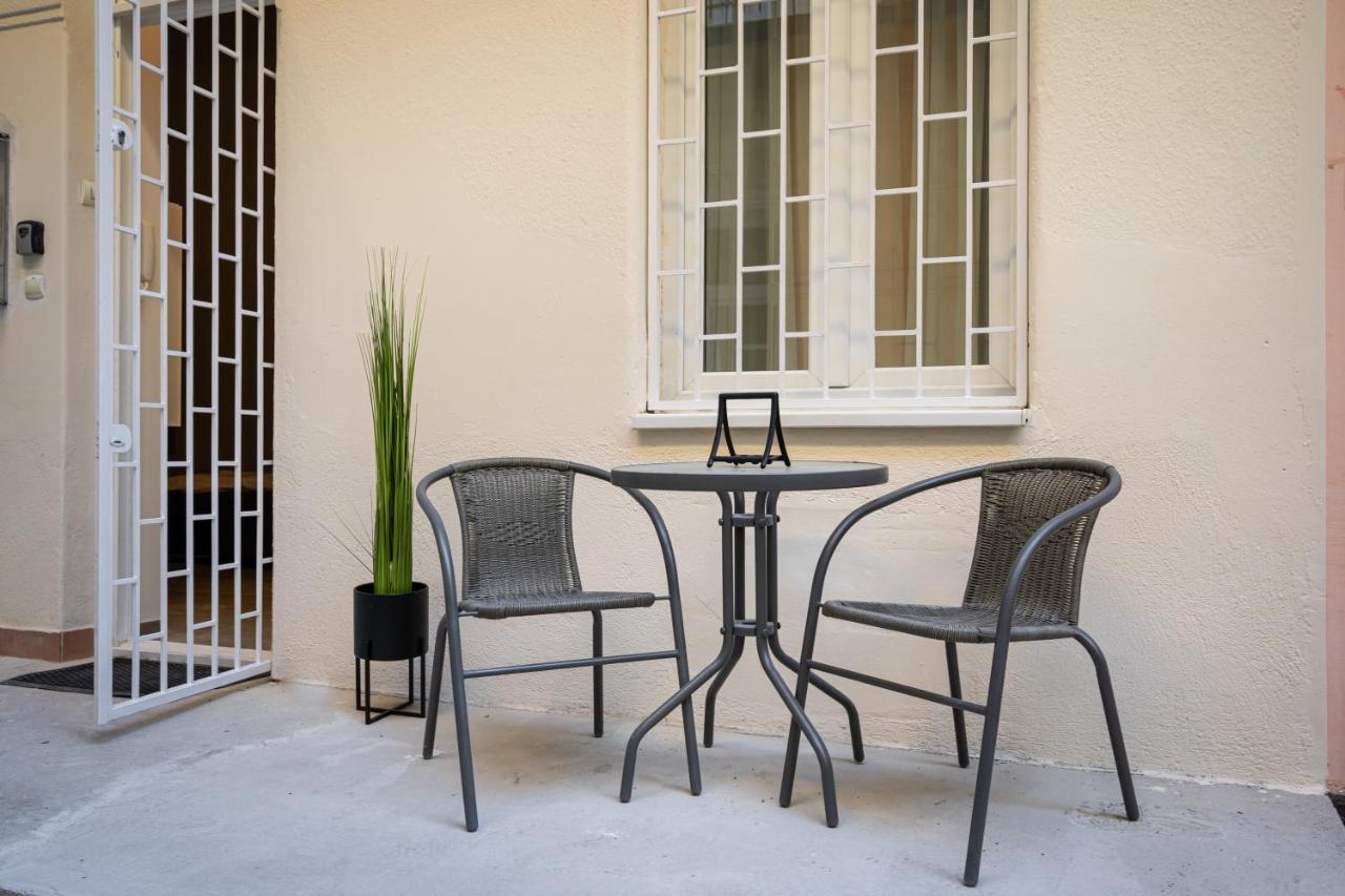 בודפשט K10 - Kazinczy Street Heritage Suite - Best Location By Bqa מראה חיצוני תמונה