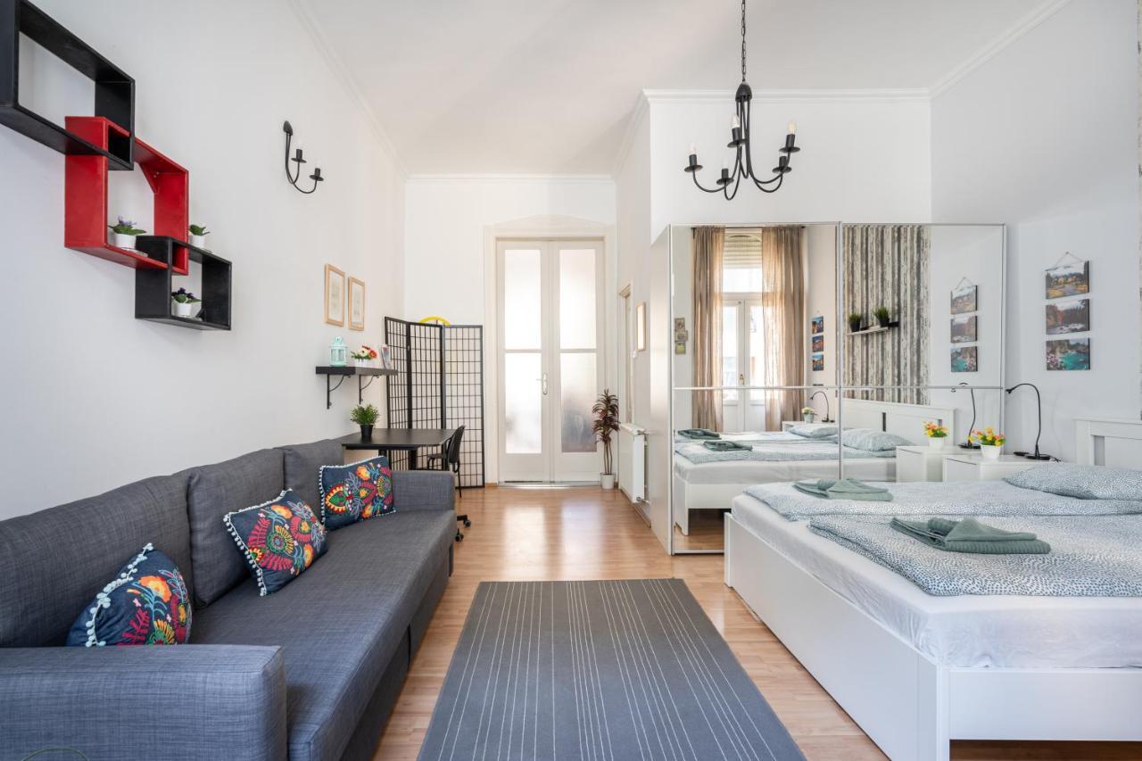 בודפשט K10 - Kazinczy Street Heritage Suite - Best Location By Bqa מראה חיצוני תמונה